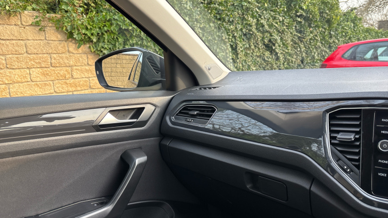 Volkswagen T-Roc 1.5 TSI EVO SEL 5dr Petrol Hatchback